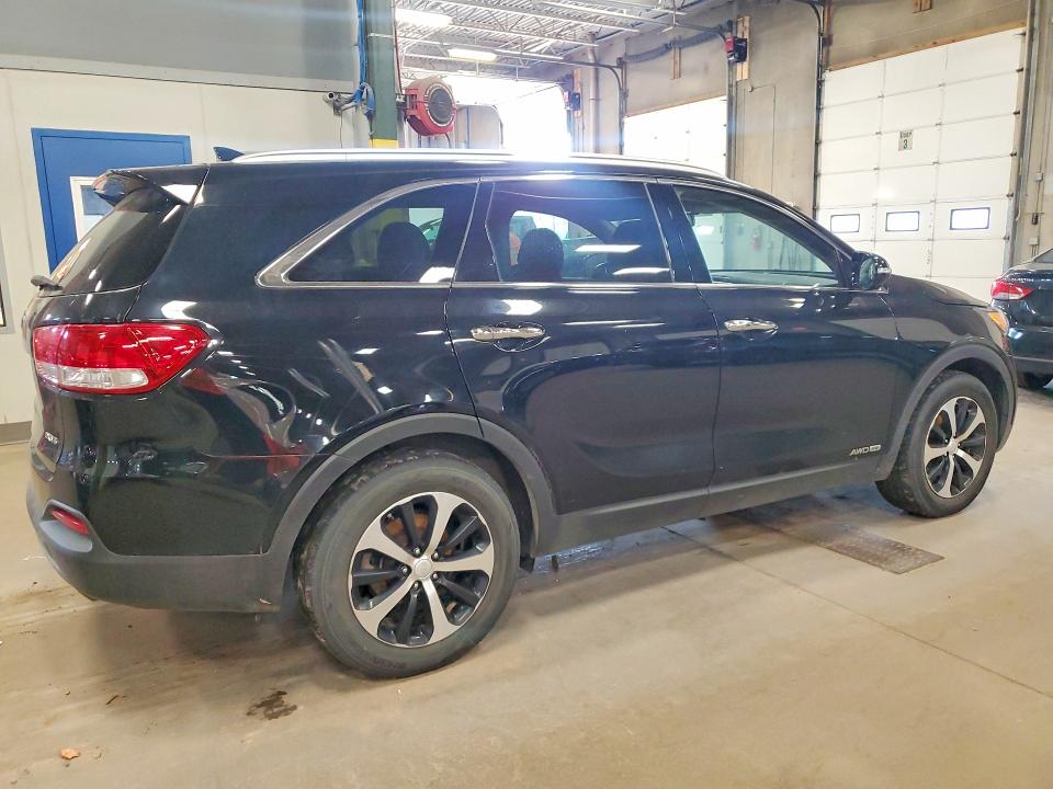 2017 Kia Sorento მანქანა იყიდება აუქციონზე, vin: 5XYPHDA56HG234688, აუქციონის ნომერი: 63795666