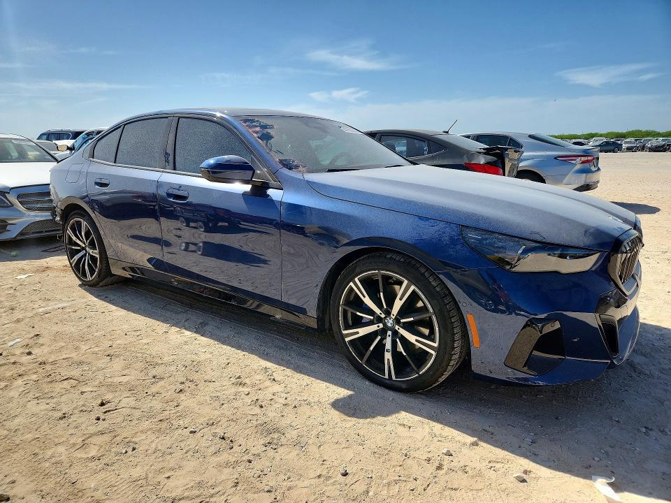 Продажа на аукционе авто 2025 Bmw 530, vin: WBA43FJ02SCT64106, номер лота: 64963266
