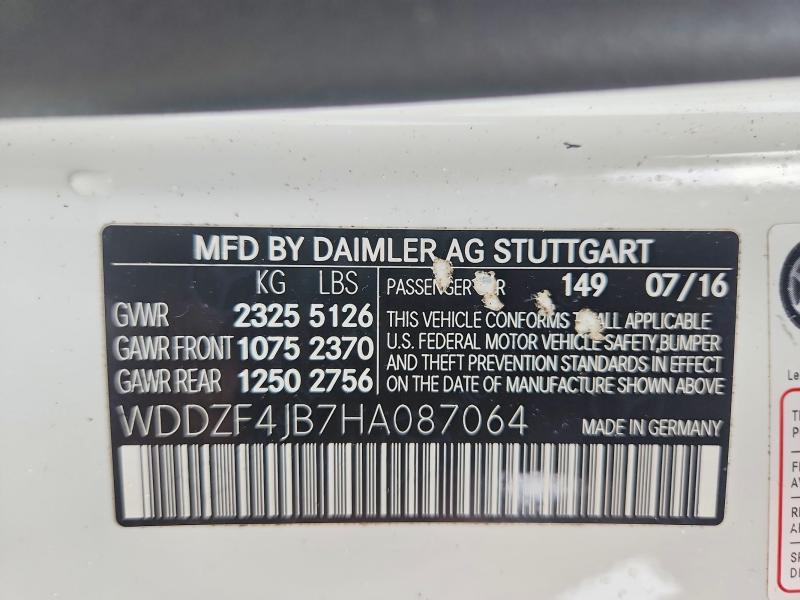 63517236 :رقم المزاد ، WDDZF4JB7HA087064 vin ، 2017 Mercedes-benz E مزاد بيع