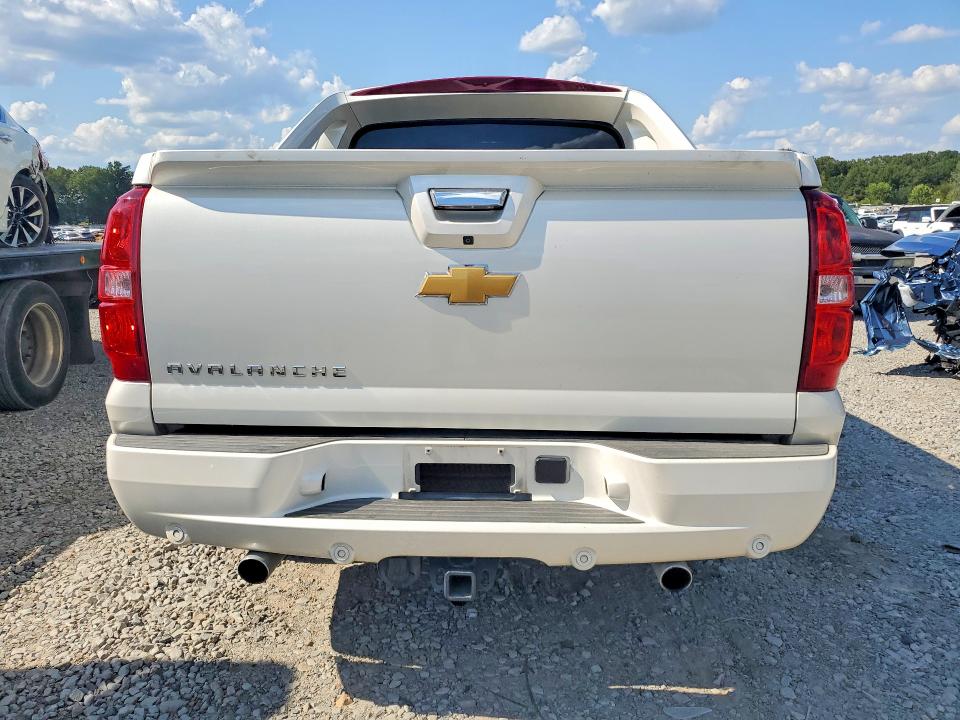 64569496 :رقم المزاد ، 3GNMCGE02DG257518 vin ، 2013 Chevrolet Avalanche مزاد بيع