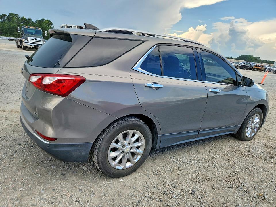 2018 Chevrolet Equinox მანქანა იყიდება აუქციონზე, vin: 3GNAXJEV4JS561555, აუქციონის ნომერი: 64368096