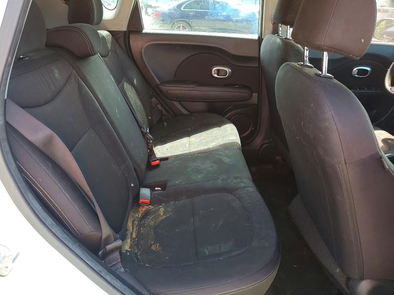 Продаж на аукціоні авто 2018 Kia Soul, vin: KNDJN2A22J7519786, номер лоту: 63688676