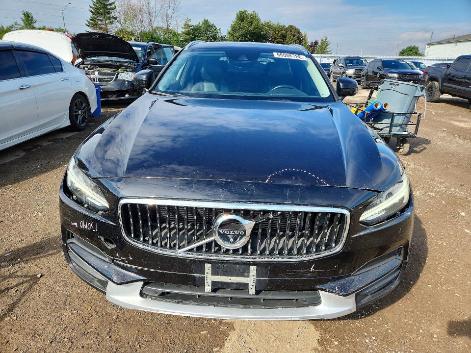 66086786 :رقم المزاد ، YV4A22NL0J1014664 vin ، 2018 Volvo V90 Cross Country مزاد بيع