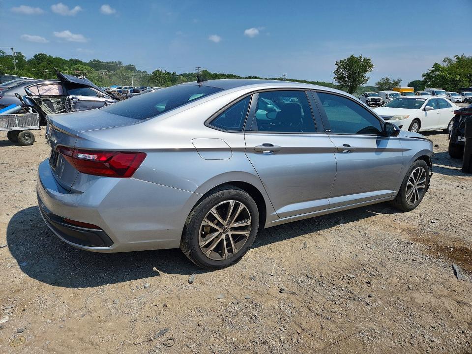 Aukcja sprzedaży 2024 Volkswagen Jetta, vin: 3VWBM7BU4RM003948, numer aukcji: 64639376