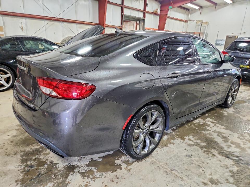 2015 Chrysler 200 მანქანა იყიდება აუქციონზე, vin: 1C3CCCBG4FN677438, აუქციონის ნომერი: 66291586