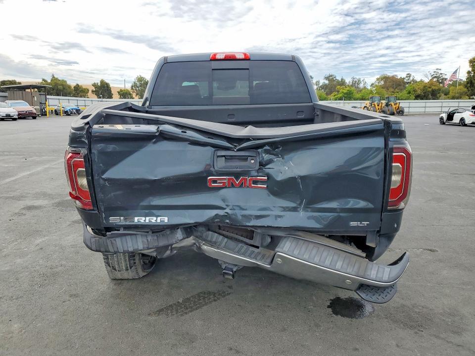 2018 Gmc Sierra მანქანა იყიდება აუქციონზე, vin: 3GTU2NEC2JG561955, აუქციონის ნომერი: 65224876