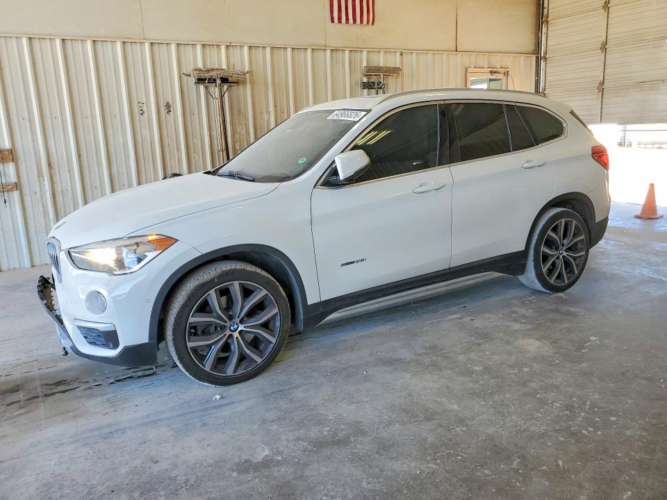 64966826 :رقم المزاد ، WBXHU7C39J5L05039 vin ، 2018 Bmw X1 مزاد بيع