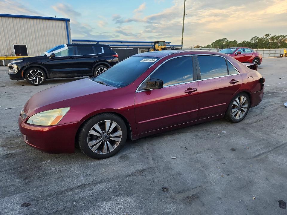 2005 Honda Accord მანქანა იყიდება აუქციონზე, vin: 1HGCM56775A179241, აუქციონის ნომერი: 63361616