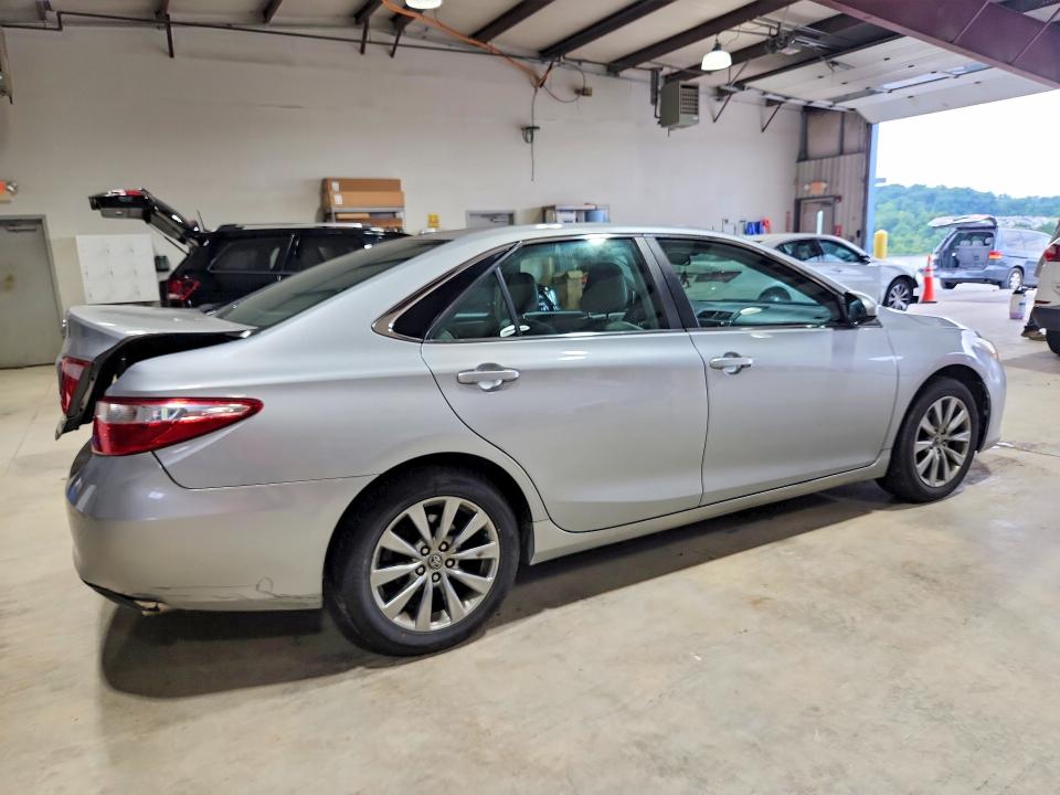 Продажа на аукционе авто 2016 Toyota Camry, vin: 4T4BF1FK7GR534820, номер лота: 64652046