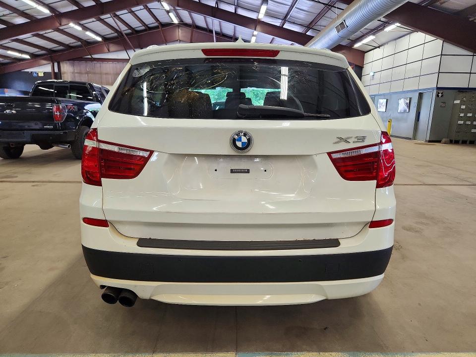 66060876 :رقم المزاد ، 5UXWX9C57D0A32663 vin ، 2013 Bmw X3 مزاد بيع