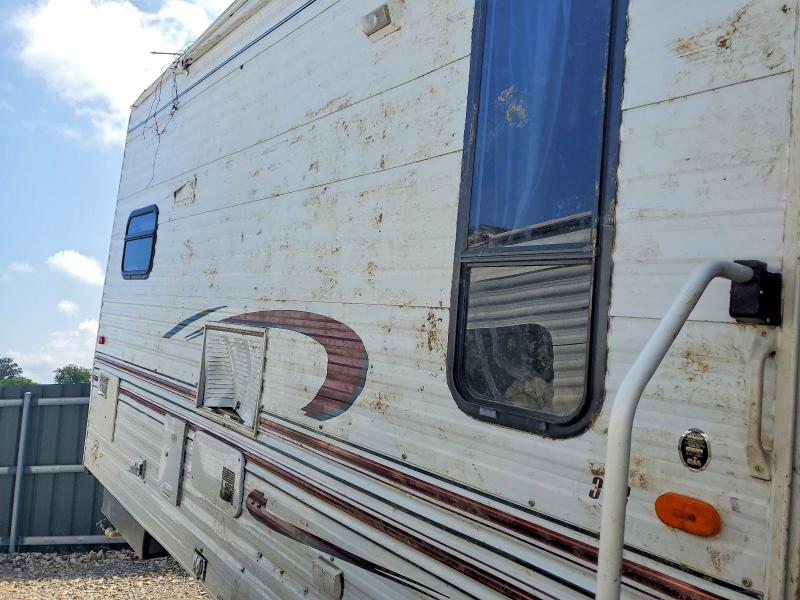 1999 Jayco Jay Trailers მანქანა იყიდება აუქციონზე, vin: 1UJCJ02P3X5L40101, აუქციონის ნომერი: 62307296