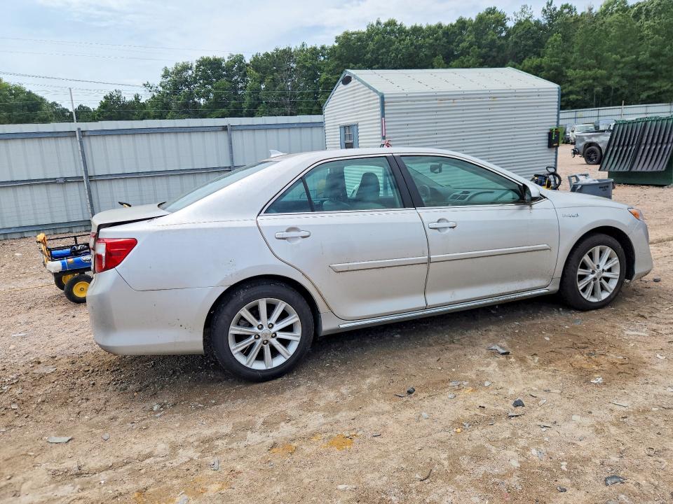 2014 Toyota Camry Hybrid მანქანა იყიდება აუქციონზე, vin: 4T1BD1FK3EU122908, აუქციონის ნომერი: 64272606
