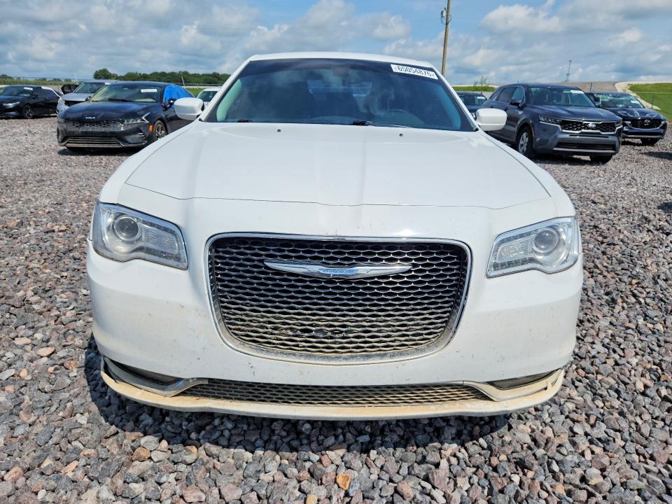 65054876 :رقم المزاد ، 2C3CCARGXFH736642 vin ، 2015 Chrysler 300 مزاد بيع