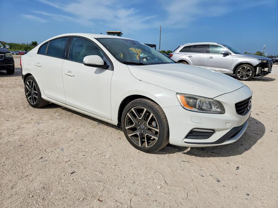 Aukcja sprzedaży 2017 Volvo S60, vin: YV126MFL3H2423259, numer aukcji: 66182066