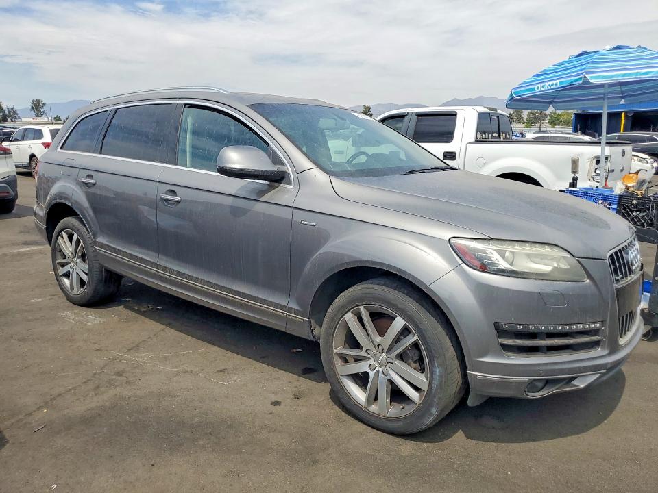 67163756 :رقم المزاد ، WA1LGAFE9FD021409 vin ، 2015 Audi Q7 مزاد بيع