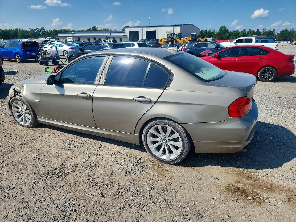 65288996 :رقم المزاد ، WBAPH5C54BA446691 vin ، 2011 Bmw 328 مزاد بيع