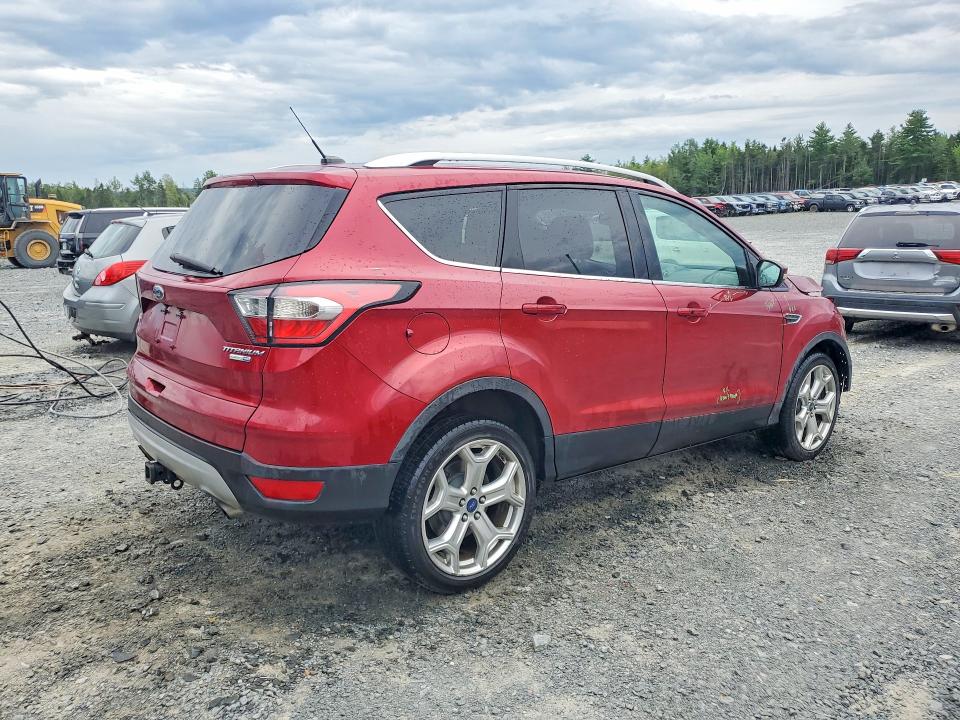 2017 Ford Escape მანქანა იყიდება აუქციონზე, vin: 1FMCU9J92HUE79766, აუქციონის ნომერი: 64214316