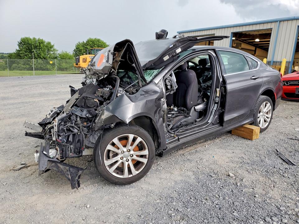 2015 Chrysler 200 მანქანა იყიდება აუქციონზე, vin: 1C3CCCAB3FN596436, აუქციონის ნომერი: 64449206