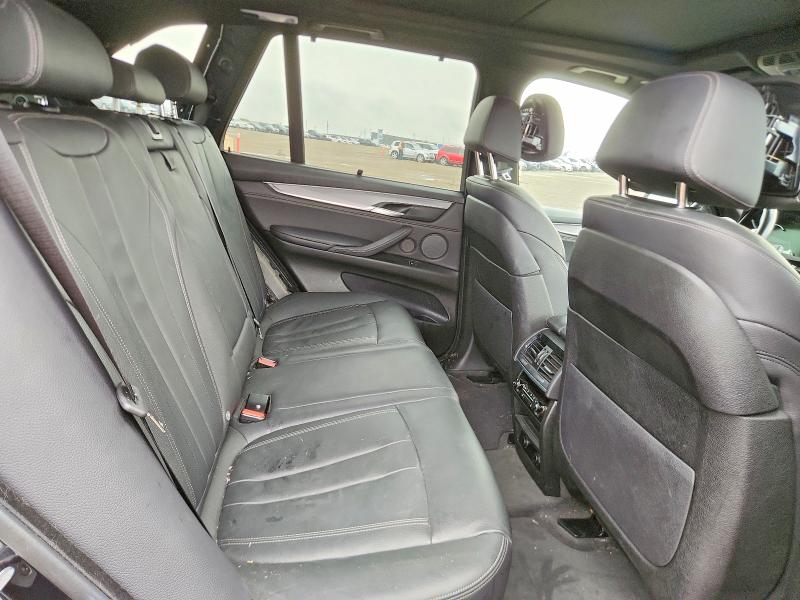 63670506 :رقم المزاد ، 5UXKR0C51J0X93878 vin ، 2018 Bmw X5 مزاد بيع