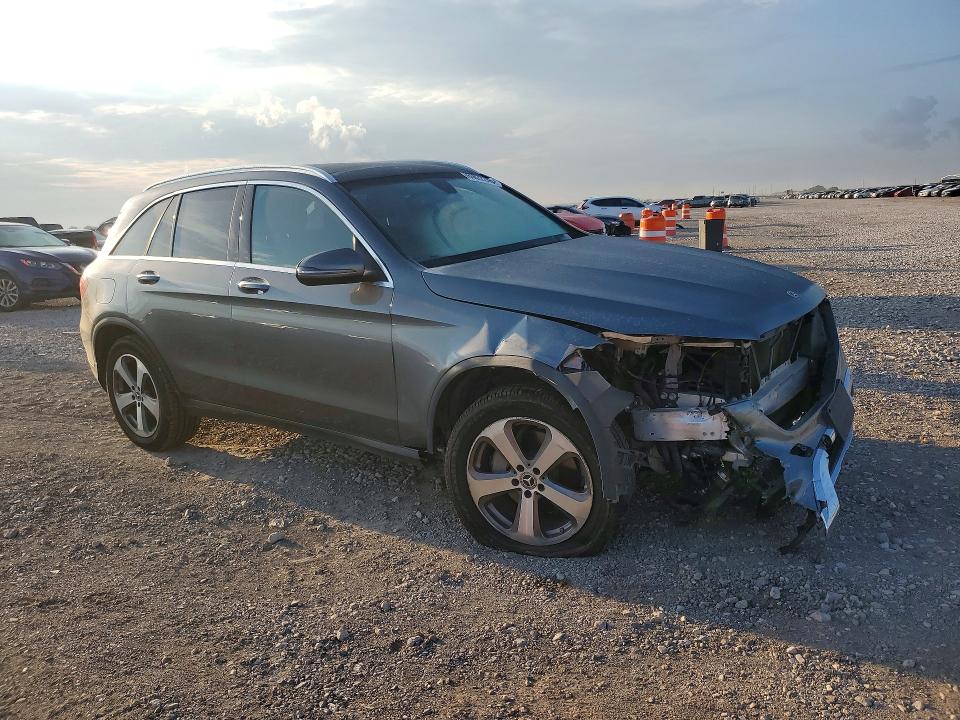 66032246 :رقم المزاد ، WDC0G4JBXJV089853 vin ، 2018 Mercedes-benz Glc مزاد بيع