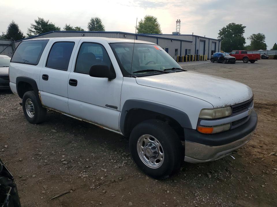 2000 Chevrolet Suburban მანქანა იყიდება აუქციონზე, vin: 3GNGK26U4YG170889, აუქციონის ნომერი: 65290966