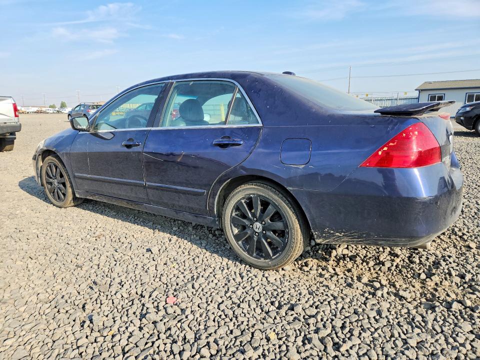 63500826 :رقم المزاد ، 1HGCM66507A032735 vin ، 2007 Honda Accord مزاد بيع