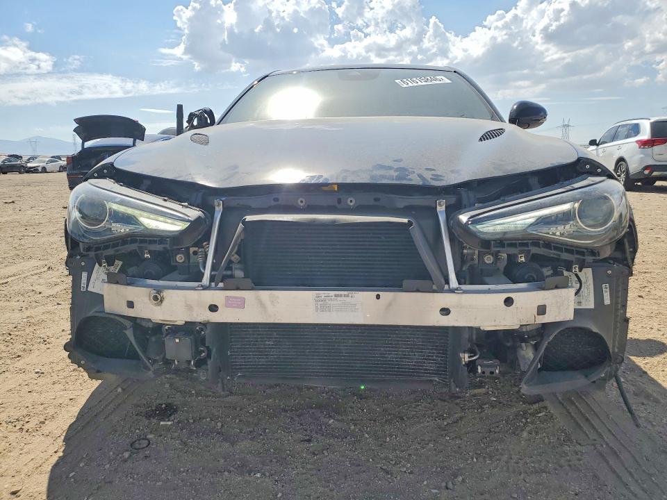 2022 Alfa Romeo Giulia მანქანა იყიდება აუქციონზე, vin: ZARFAMEV8N7655160, აუქციონის ნომერი: 61615846