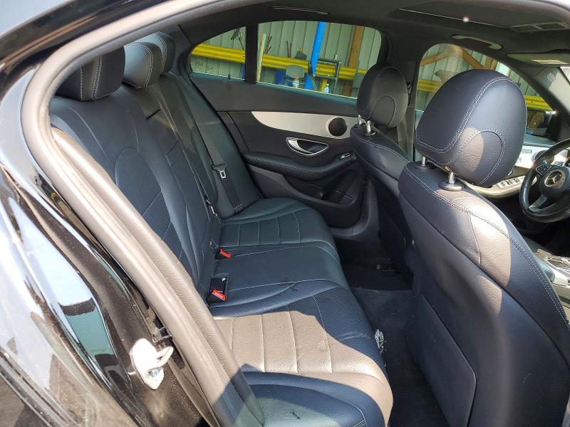 63703686 :رقم المزاد ، 55SWF4KB4JU274642 vin ، 2018 Mercedes-benz C مزاد بيع