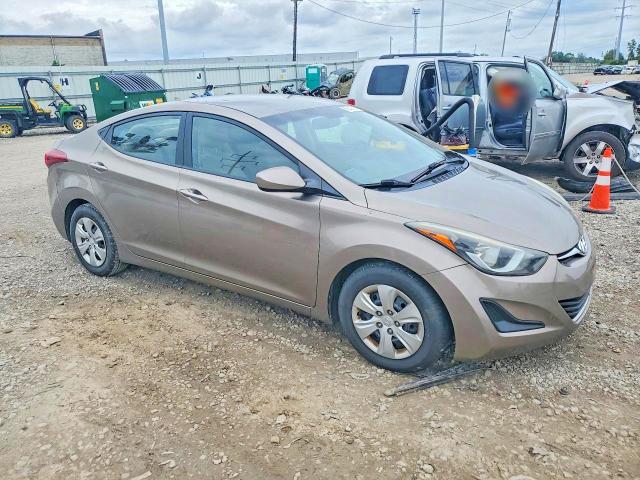 Продаж на аукціоні авто 2016 Hyundai Elantra, vin: 5NPDH4AE2GH776039, номер лоту: 65640626