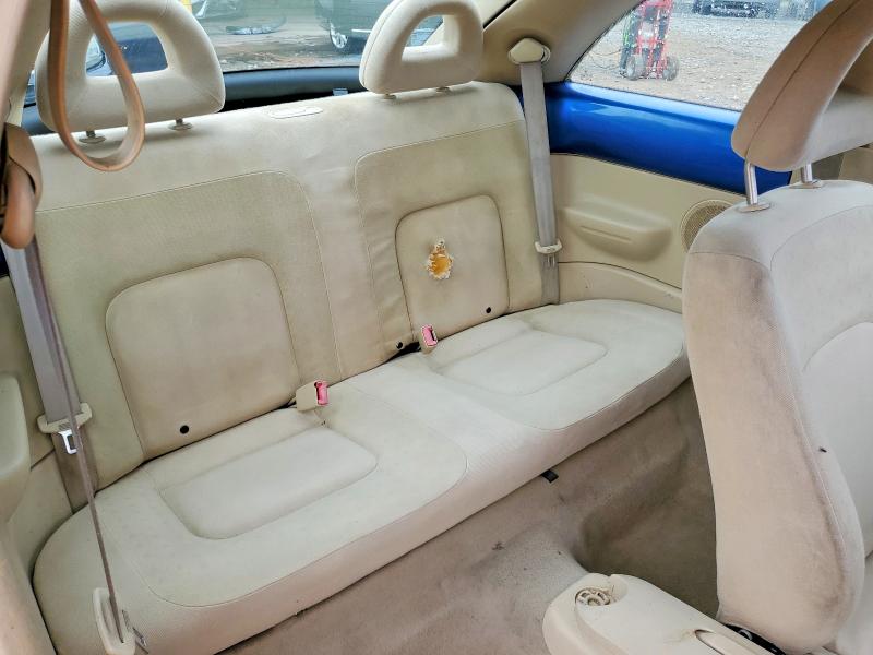 2001 Volkswagen New Beetle მანქანა იყიდება აუქციონზე, vin: 3VWBB21C51M475646, აუქციონის ნომერი: 64540706