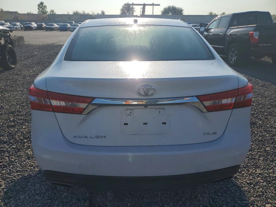 66623496 :رقم المزاد ، 4T1BK1EB7FU154110 vin ، 2015 Toyota Avalon مزاد بيع