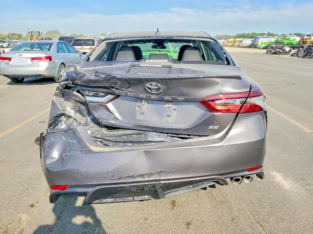 66082756 :رقم المزاد ، 4T1G11AK8PU752058 vin ، 2023 Toyota Camry مزاد بيع