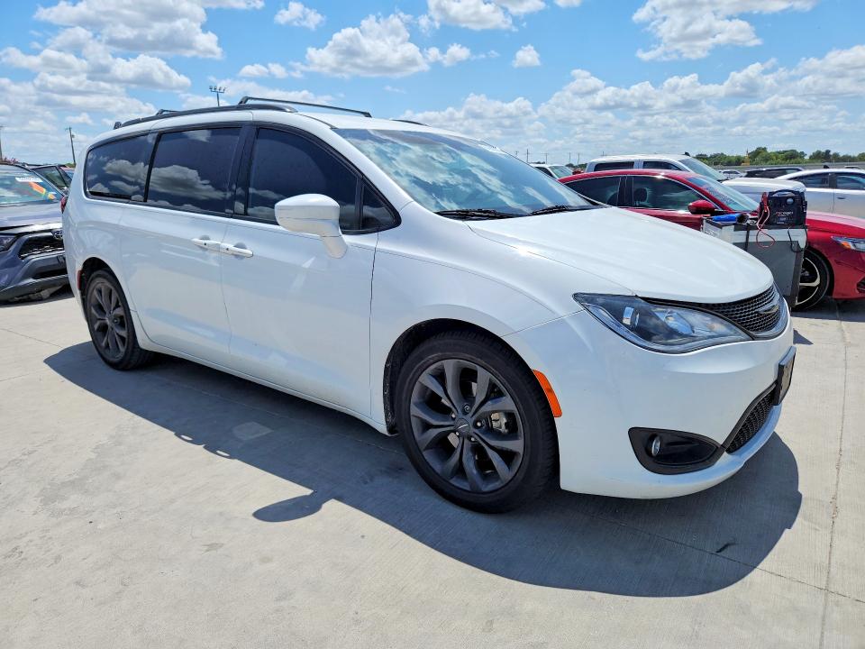 Aukcja sprzedaży 2018 Chrysler Pacifica, vin: 2C4RC1BG4JR228069, numer aukcji: 64383026