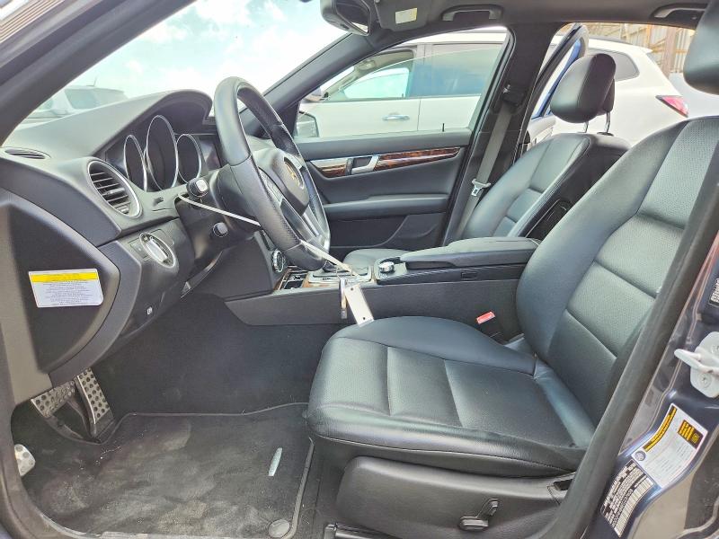 Продажа на аукционе авто 2014 Mercedes-benz C, vin: WDDGF4HB8EG237608, номер лота: 64930866