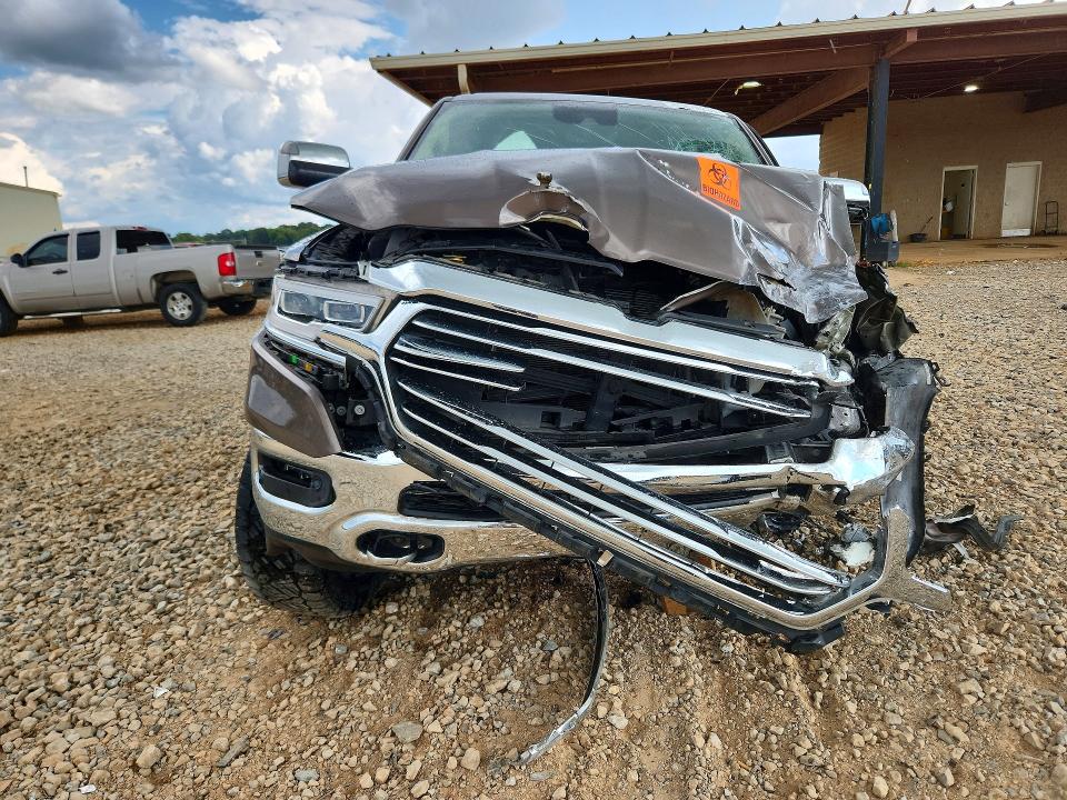 63878236 :رقم المزاد ، 1C6SRFKT5LN304481 vin ، 2020 Ram 1500 مزاد بيع