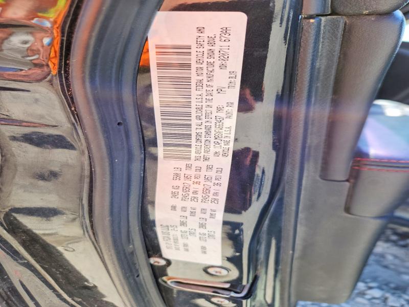 64317986 :رقم المزاد ، 1C4PJMBSXFW663437 vin ، 2015 Jeep Cherokee مزاد بيع