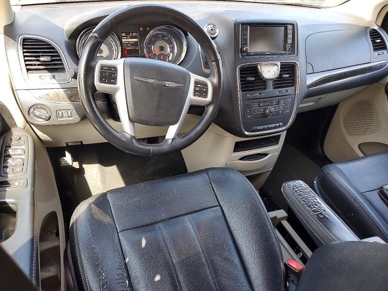 65529826 :رقم المزاد ، 2C4RC1BG5GR247996 vin ، 2016 Chrysler Town & Country مزاد بيع