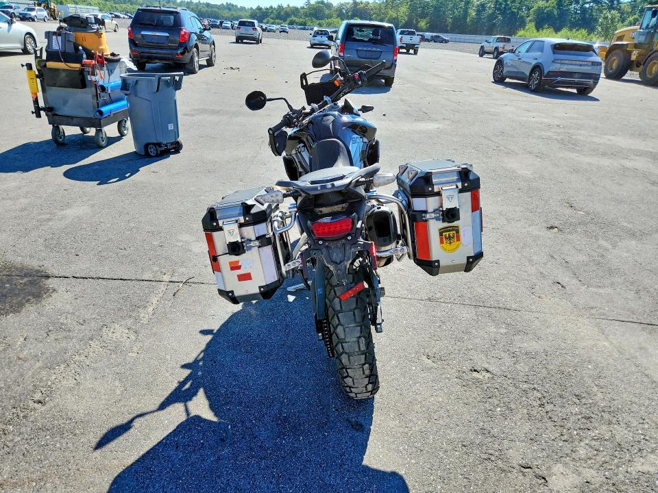 63894336 :رقم المزاد ، SMTE62DF8LTAB0163 vin ، 2020 Triumph Motorcycle Tiger مزاد بيع