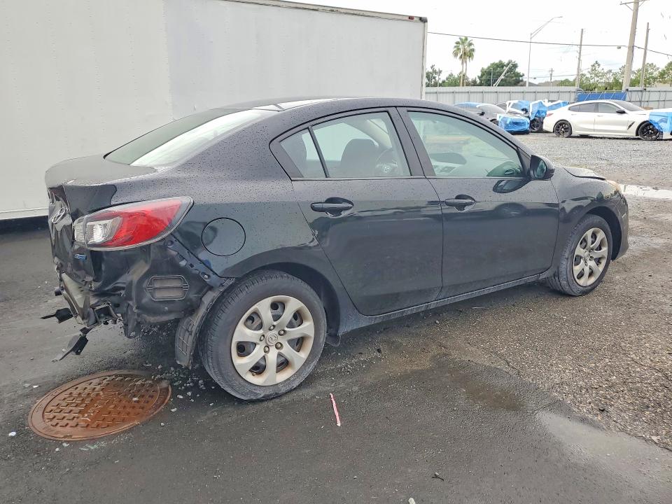 Продажа на аукционе авто 2013 Mazda 3, vin: JM1BL1U73D1788432, номер лота: 63368306
