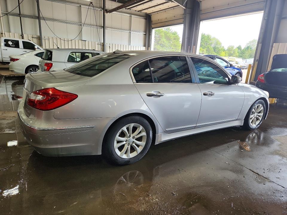 2012 Hyundai Genesis მანქანა იყიდება აუქციონზე, vin: KMHGC4DD5CU187464, აუქციონის ნომერი: 64770786