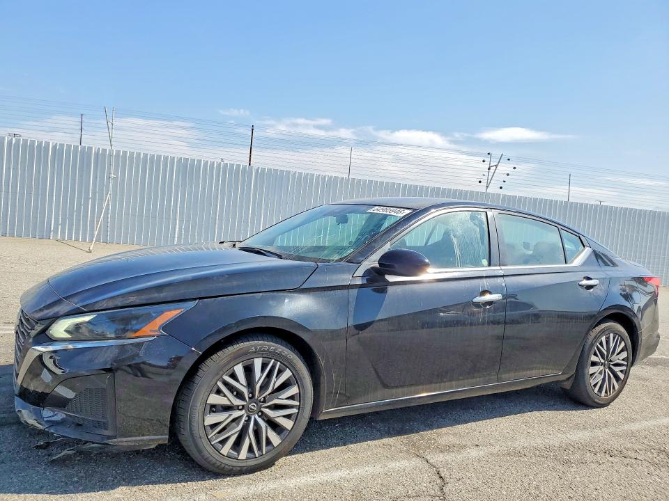 Продаж на аукціоні авто 2023 Nissan Altima, vin: 1N4BL4DV2PN314877, номер лоту: 64985946