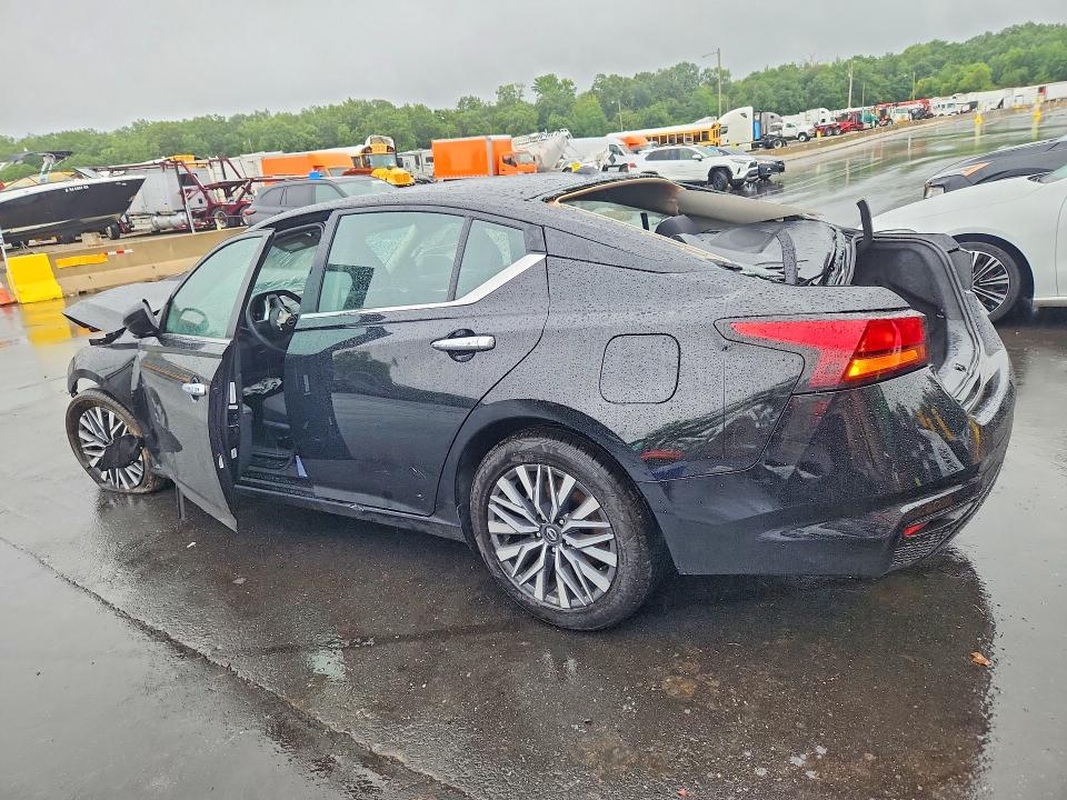 63204336 :رقم المزاد ، 1N4BL4DV0SN372415 vin ، 2025 Nissan Altima مزاد بيع