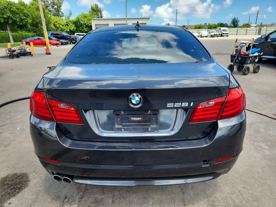 Продажа на аукционе авто 2011 Bmw 528, vin: WBAFR1C57BC749292, номер лота: 64221336