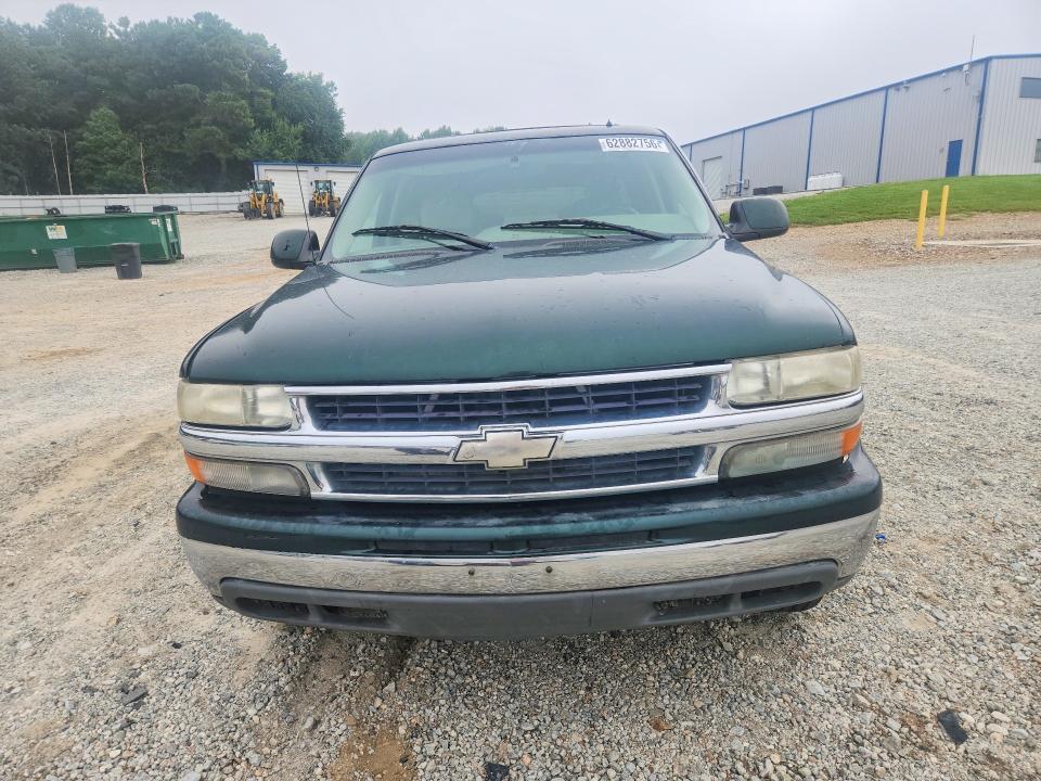 62882756 :رقم المزاد ، 3GNEC16Z02G202111 vin ، 2002 Chevrolet Suburban مزاد بيع