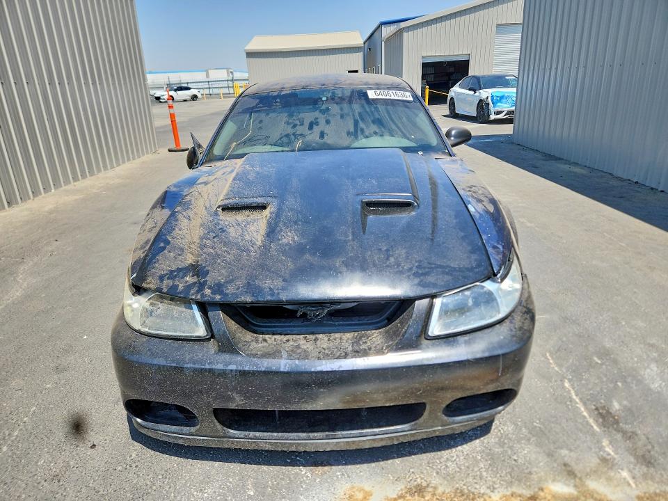 64061636 :رقم المزاد ، 1FAFP404X3F444560 vin ، 2003 Ford Mustang مزاد بيع