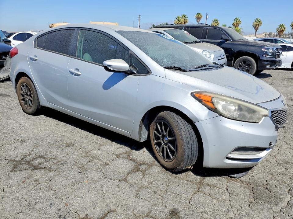 Продажа на аукционе авто 2016 Kia Forte, vin: KNAFK4A63G5462240, номер лота: 63585846