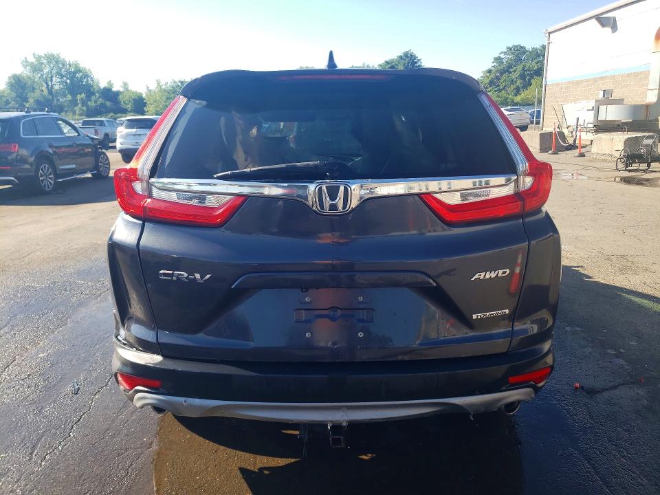 Продаж на аукціоні авто 2018 Honda Cr-v, vin: 7FARW2H90JE099155, номер лоту: 65118186