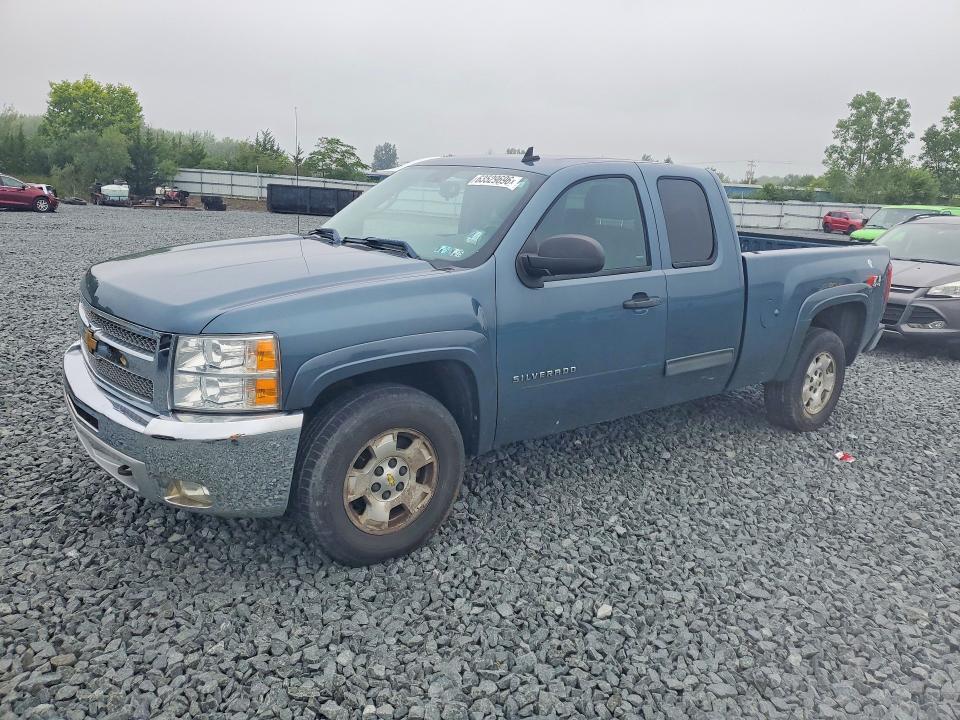 Auction sale of the 2013 Chevrolet Silverado, vin: 1GCRKSE7XDZ380095, lot number: 63529696