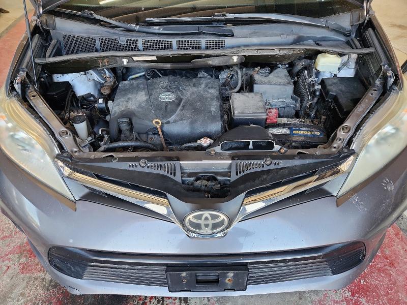 2018 Toyota Sienna მანქანა იყიდება აუქციონზე, vin: 5TDJZ3DC0JS194950, აუქციონის ნომერი: 63533746