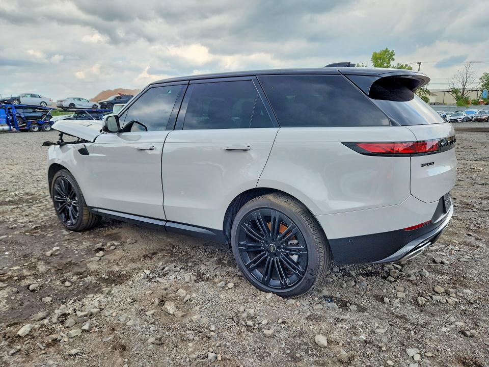 2025 Land Rover Range Rover Sport მანქანა იყიდება აუქციონზე, vin: SAL1P9EU8SA488555, აუქციონის ნომერი: 64710536